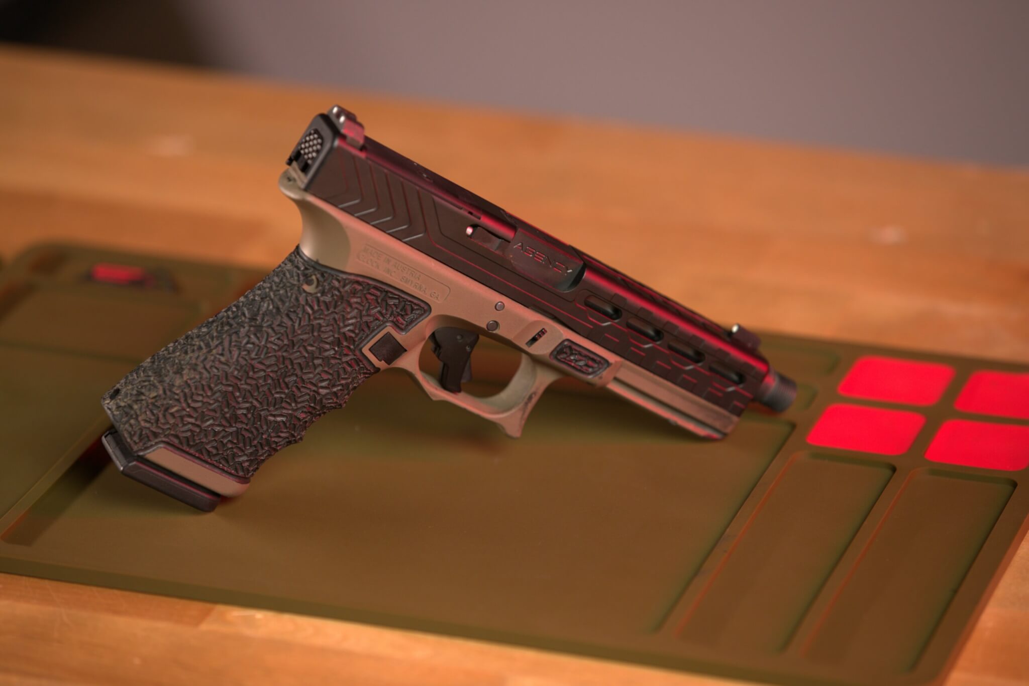 custom glock 17